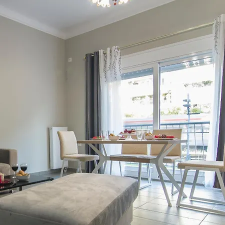 Petralona Downtown Athene
